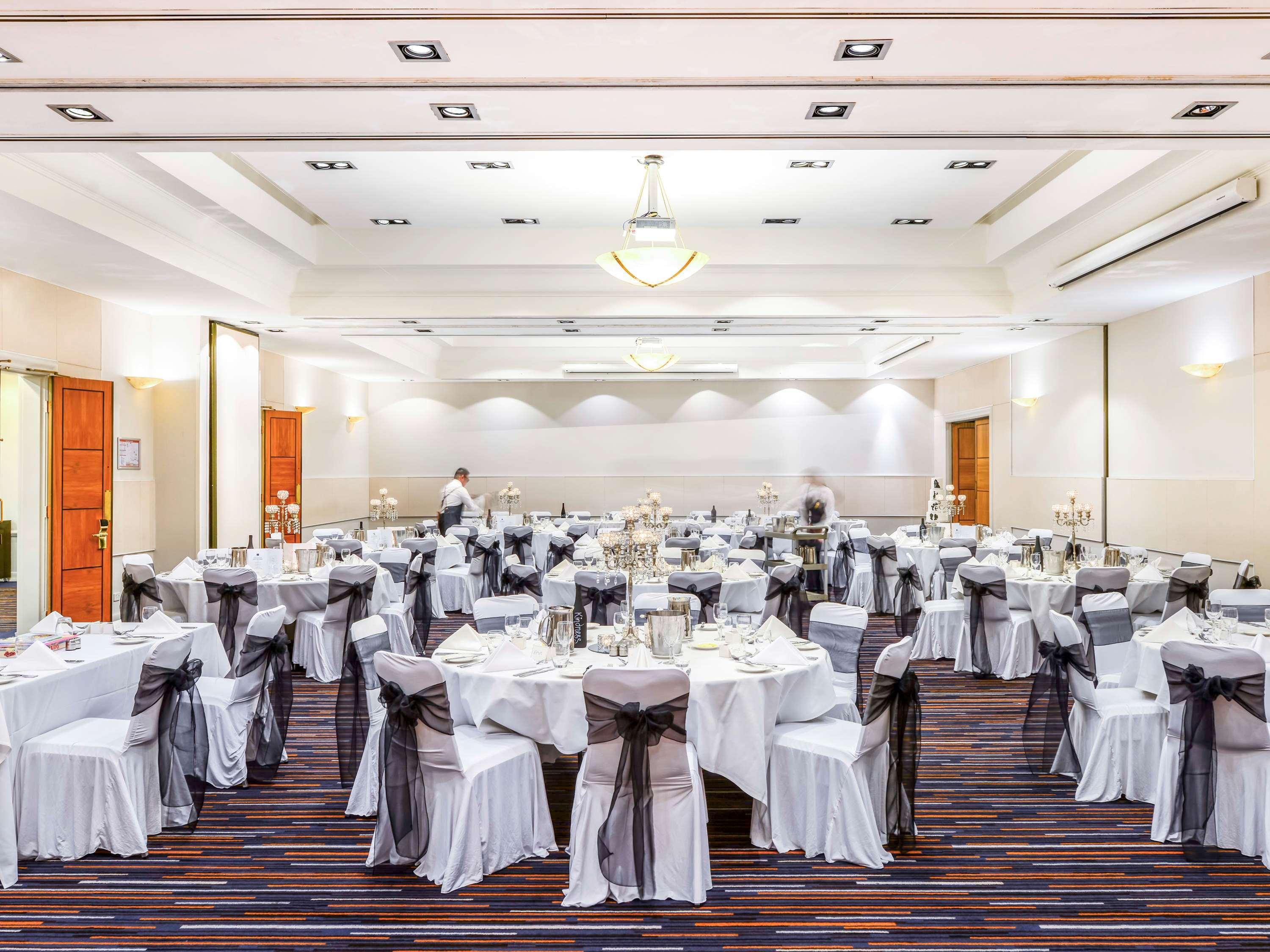 Novotel Melbourne Glen Waverley Esterno foto