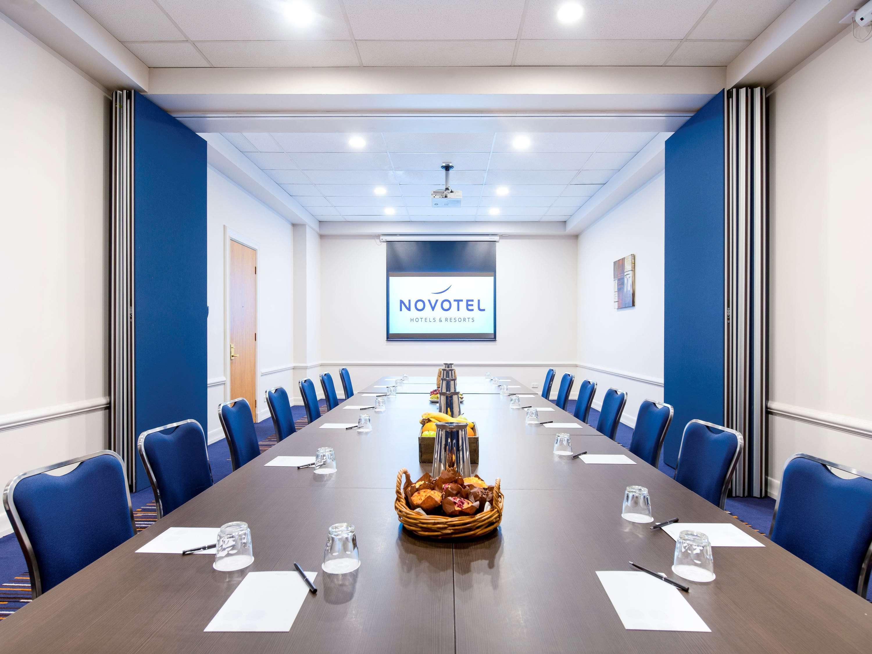 Novotel Melbourne Glen Waverley Esterno foto