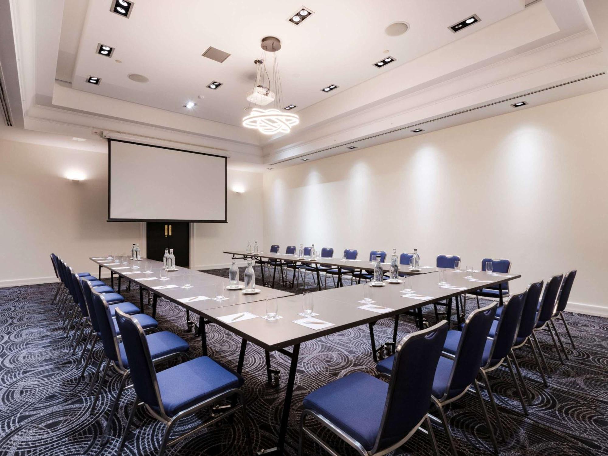 Novotel Melbourne Glen Waverley Esterno foto