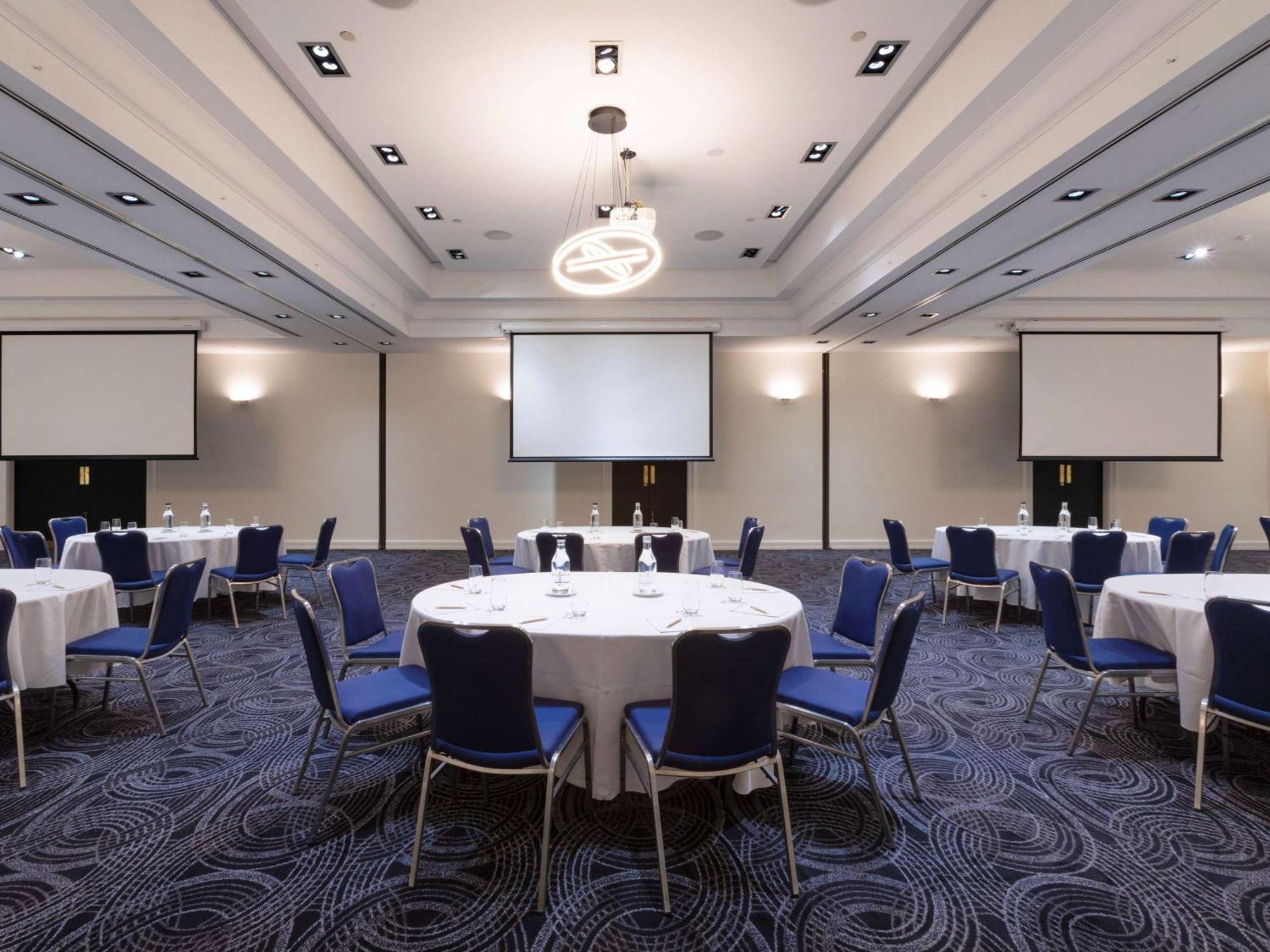 Novotel Melbourne Glen Waverley Esterno foto